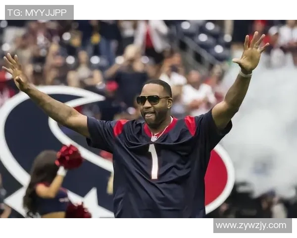 篮球明星跨界体验NFL魅力现场感受激情与热血的碰撞