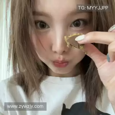 薄香绮